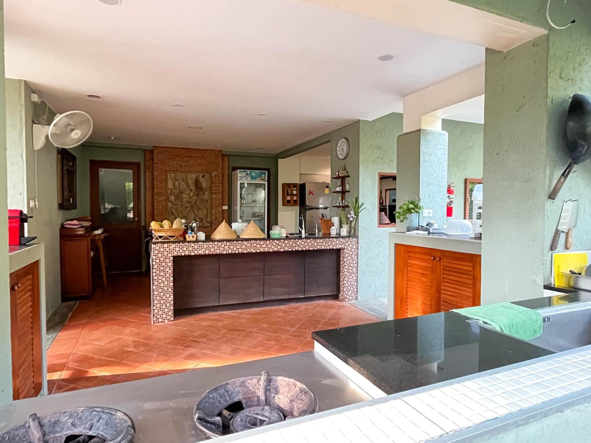 Baleeyan Residence Thalang Kültér fotó