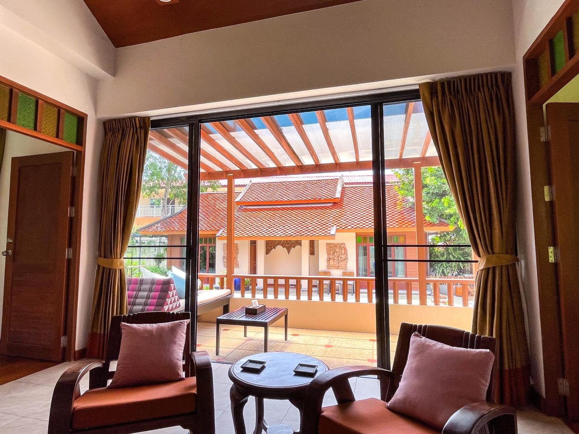 Baleeyan Residence Thalang Szoba fotó