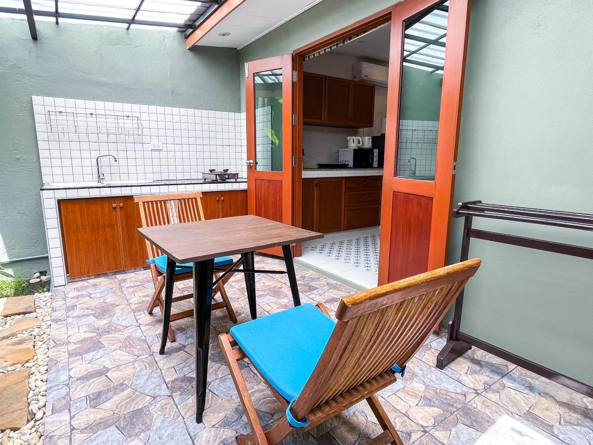 Baleeyan Residence Thalang Szoba fotó